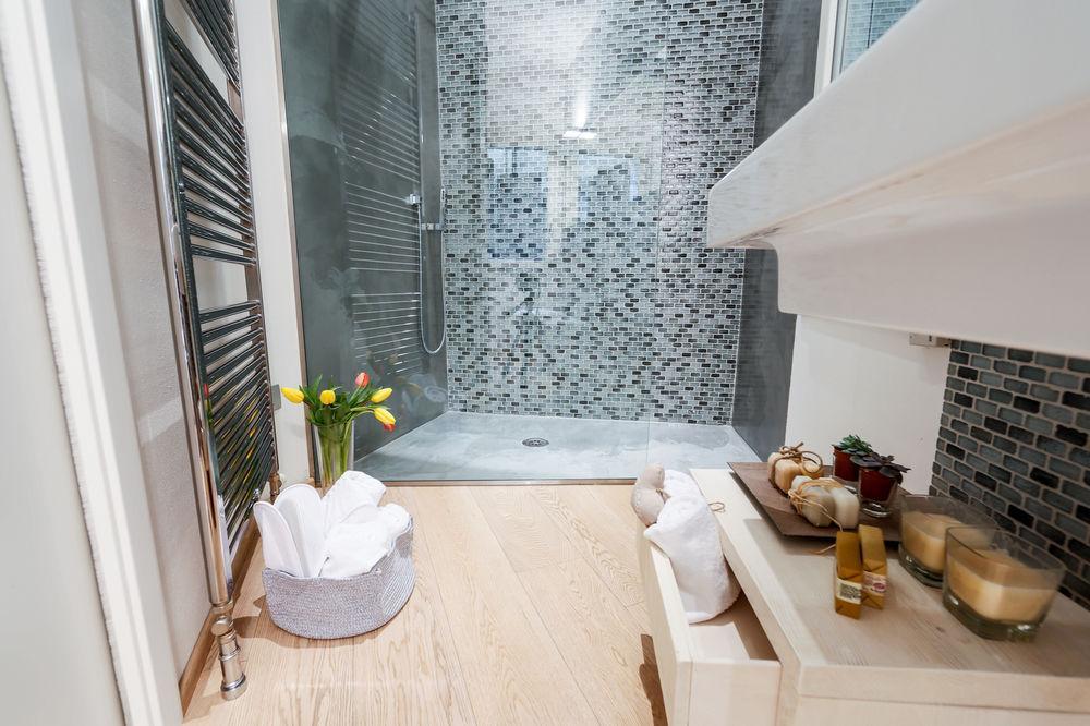 Emilia Suite Модена Экстерьер фото